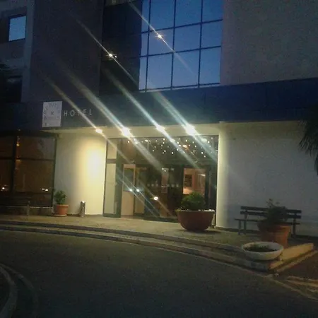 מלון Meditur Hotel Cagliari Santa Maria קליארי