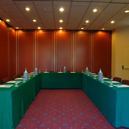 فندق Meditur Hotel Cagliari Santa Maria كالياري