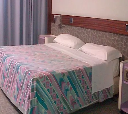 Meditur Hotel Cagliari Santa Maria فندق كالياري