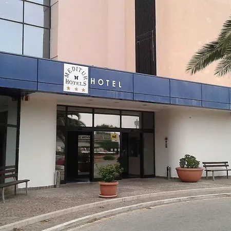 فندق Meditur Hotel Cagliari Santa Maria