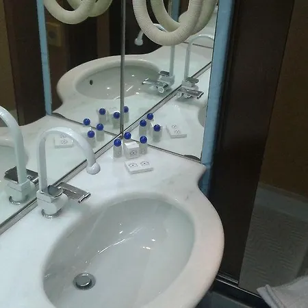 Ξενοδοχείο Meditur Hotel Cagliari Santa Maria Κάλιαρι