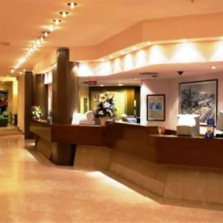 Meditur Hotel Cagliari Santa Maria كالياري