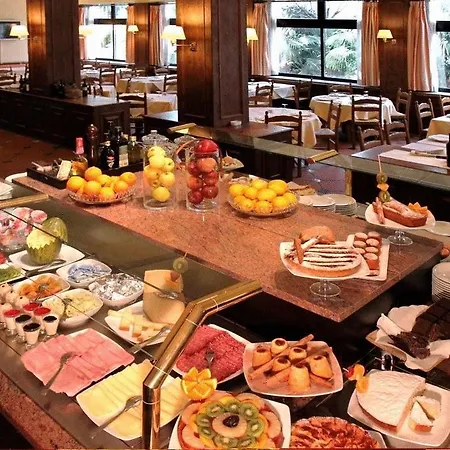 Meditur Hotel Cagliari Santa Maria 3* كالياري